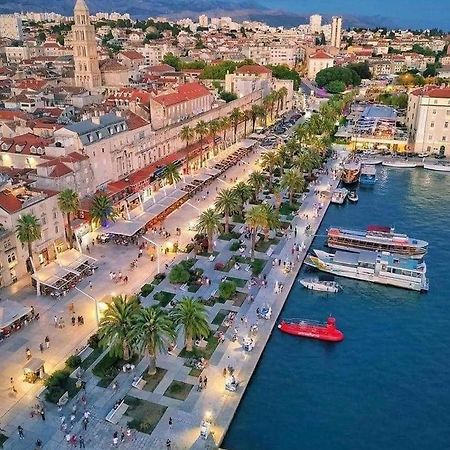 Split Seaside Darling Apartment Екстериор снимка